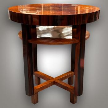 Round Table - solid walnut wood, French polish - 1930